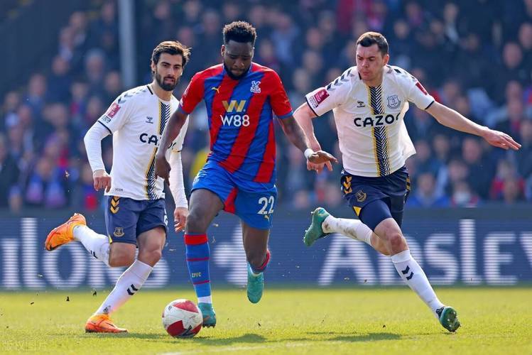 伯恩茅斯再次失利,保级压力愈发加大的简单介绍 伯恩茅斯再次失利,保级压力愈发加大的简单介绍