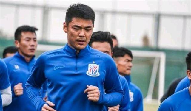 关于富力门将表现出色,帮助球队逼平恒大的信息 关于富力门将表现出色,帮助球队逼平恒大的信息