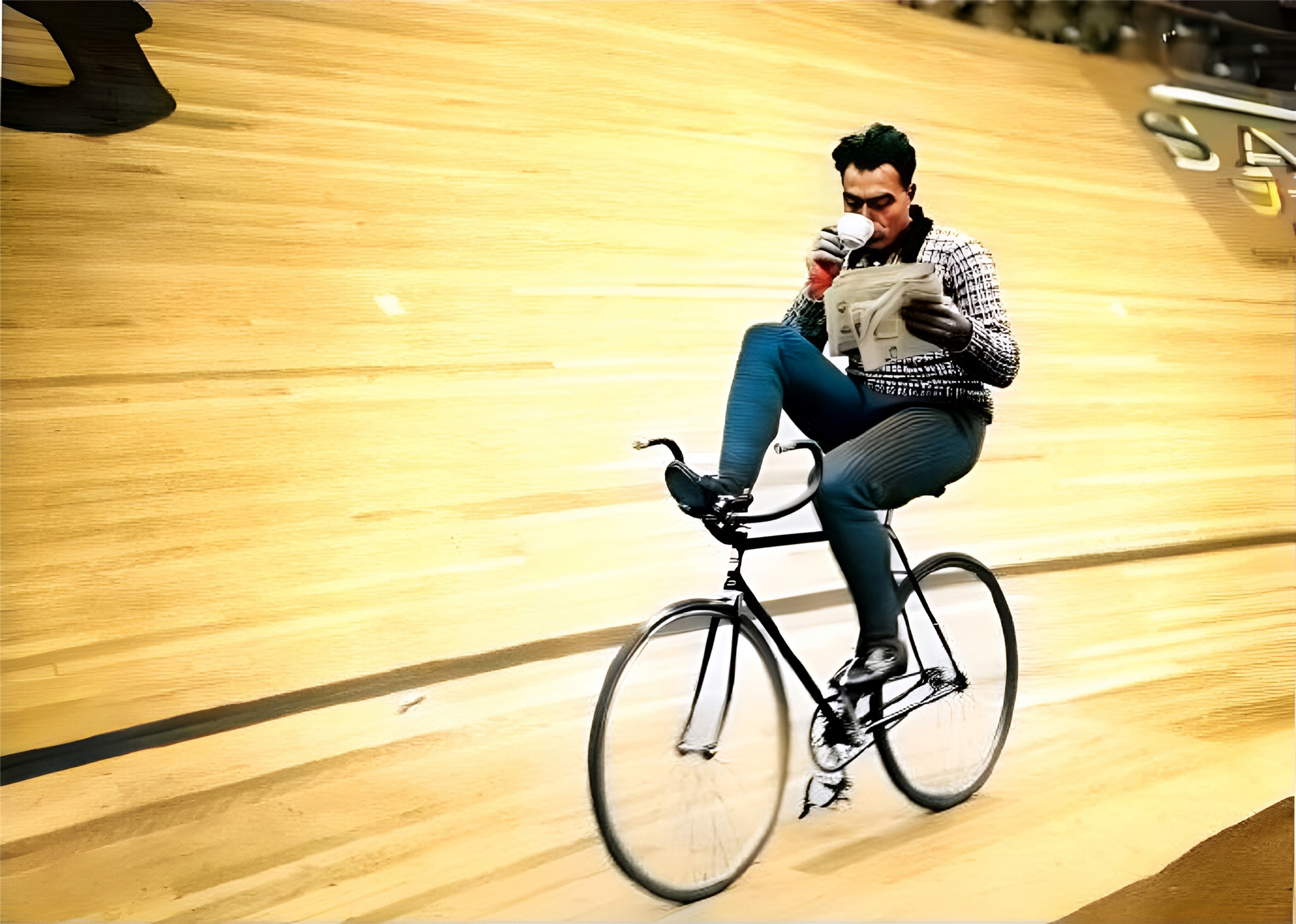 开云体育中国官网-荷兰选手在自行车比赛中表现出色，夺冠