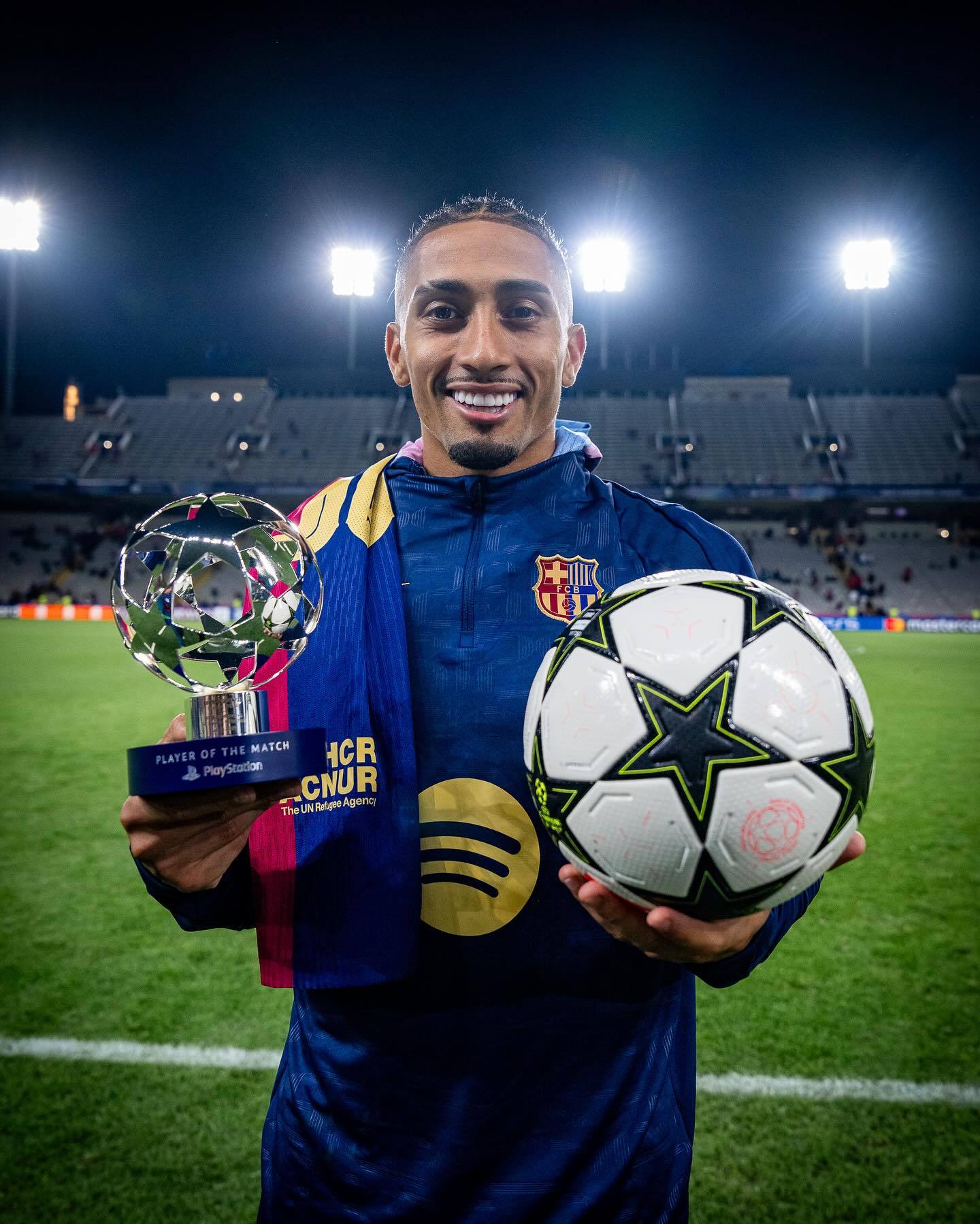 巴塞罗那队取得了一场重要的欧冠胜利 巴塞罗那队取得了一场重要的欧冠胜利