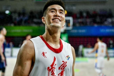 开云体育官网-哥伦比亚队队员拼搏奋斗赢得赞誉