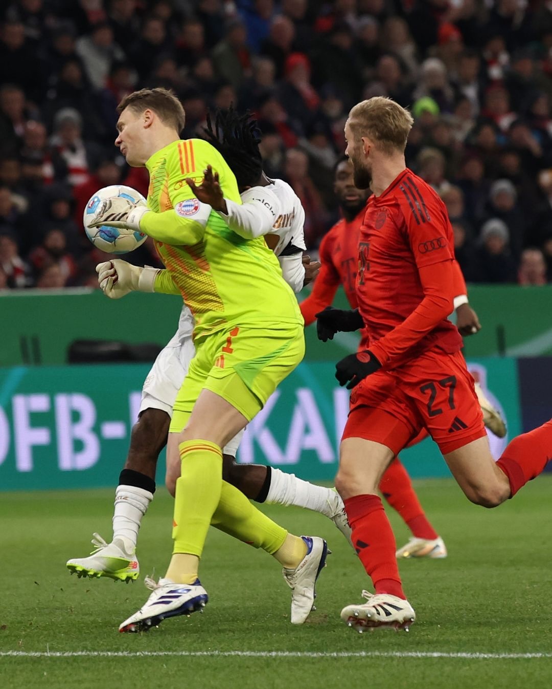 德国队中场状态下滑,或被迫休息一场比赛 德国队中场状态下滑,或被迫休息一场比赛