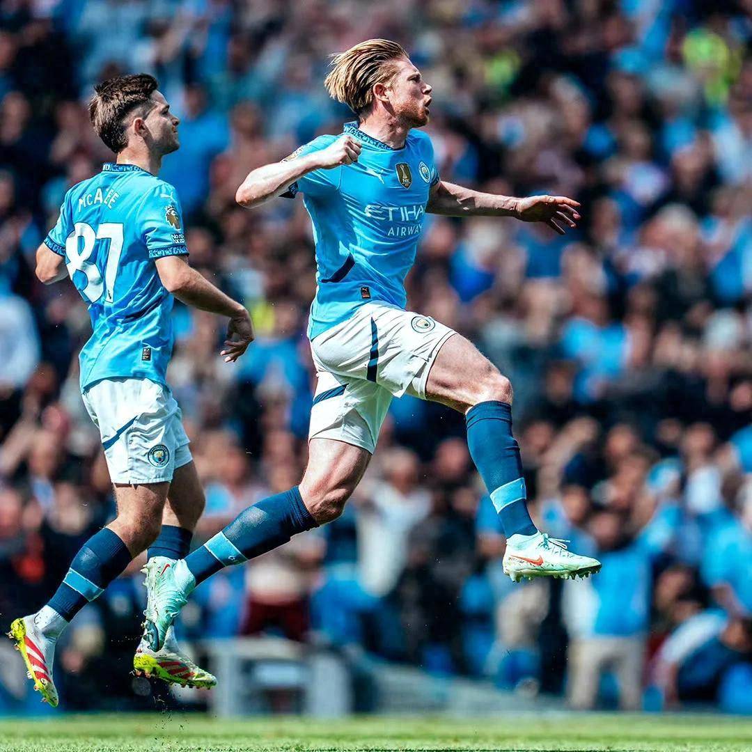 曼城轻松晋级,欧冠梦想继续 曼城轻松晋级,欧冠梦想继续