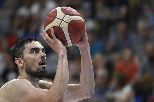 开云体育app-青海力克对手，实力碾压对手展现比赛魅力的简单介绍