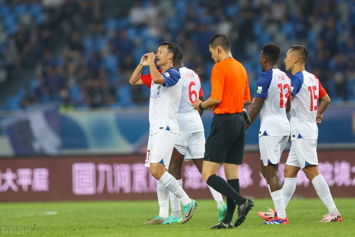 上海申花主场大胜上海绿地,淘汰江苏苏宁的简单介绍 上海申花主场大胜上海绿地,淘汰江苏苏宁的简单介绍