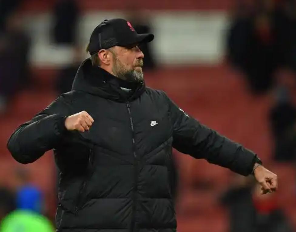 开云体育在线登录-尤文图斯遭遇连败，球迷呼吁换帅