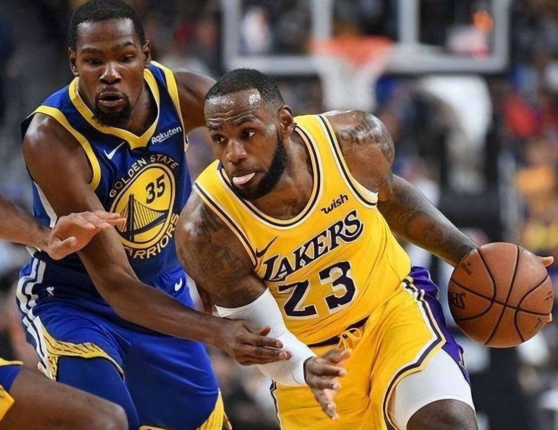 开云体育登录-NBA季后赛战况激烈，各队抢夺胜利