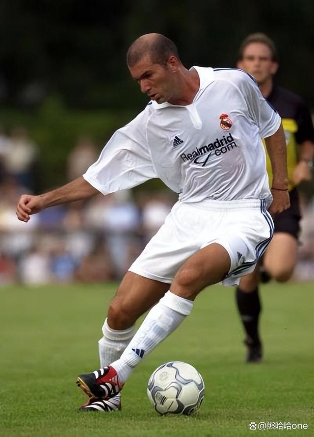 开云体育入口-贝桑松遭遇不利，法国联赛排名需谨慎调整的简单介绍