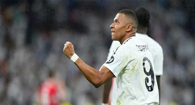 开云体育网页版登录入口-皇家马德里客场发威迅速夺得三分的简单介绍