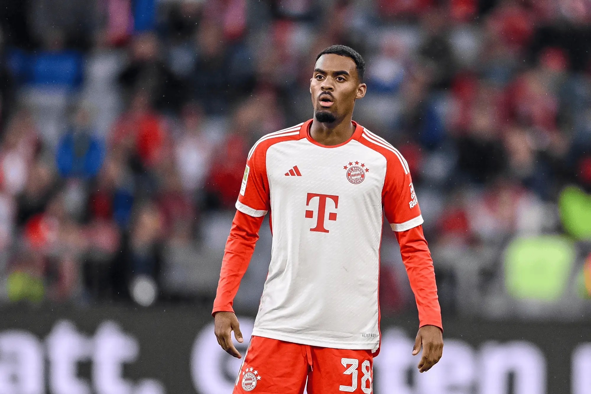 开云体育官方入口-利物浦客场开花，拜仁慕尼黑出局