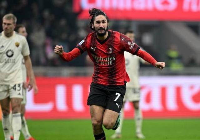 开云体育登录-AC米兰再次失利，球迷哀叹连败