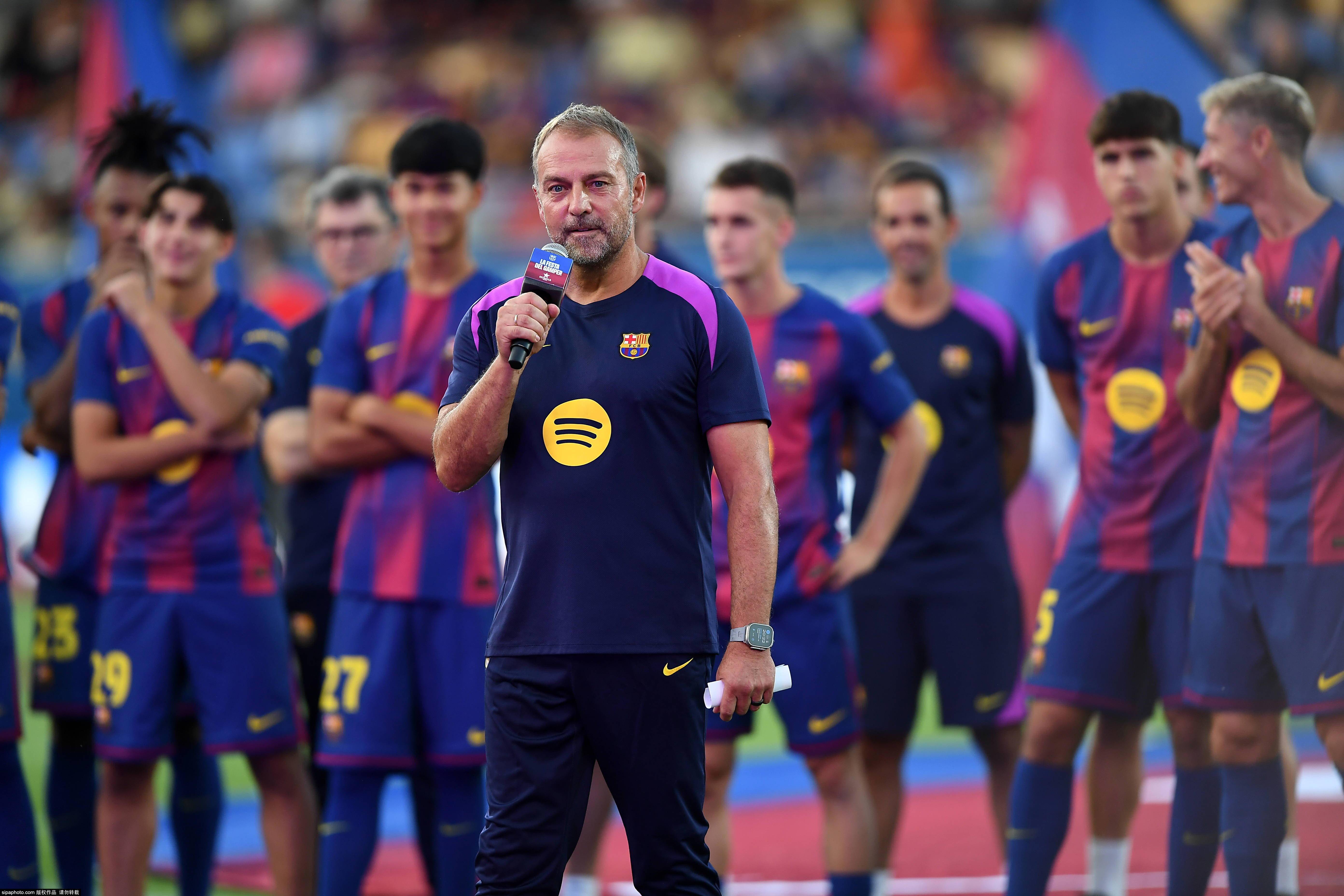 开云体育官网入口-超高强度的比赛中，球员们全力以赴，掀起风暴的简单介绍