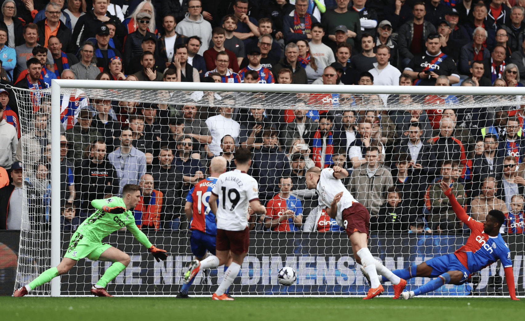 开云体育-曼城击败切尔西一役在即，迎接下一轮挑战