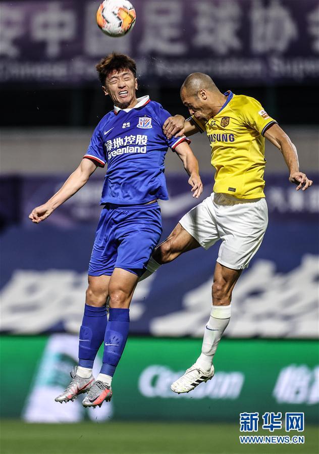 江苏苏宁客场不敌上海申花,连败吞苦果 江苏苏宁客场不敌上海申花,连败吞苦果