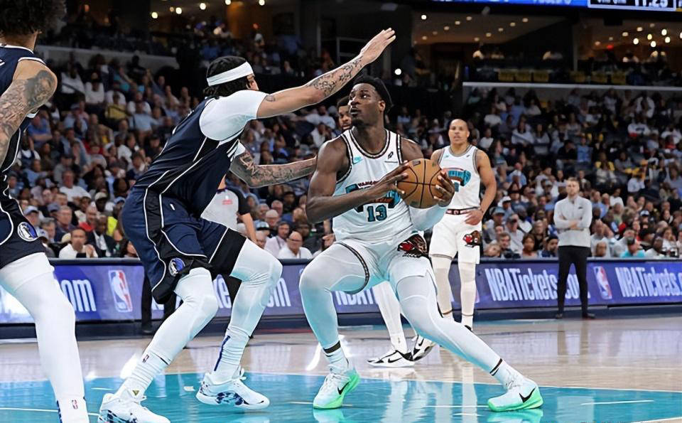 开云体育网页版-关于灰熊球员杰克逊在训练中受伤，恐无法参加近期比赛的信息