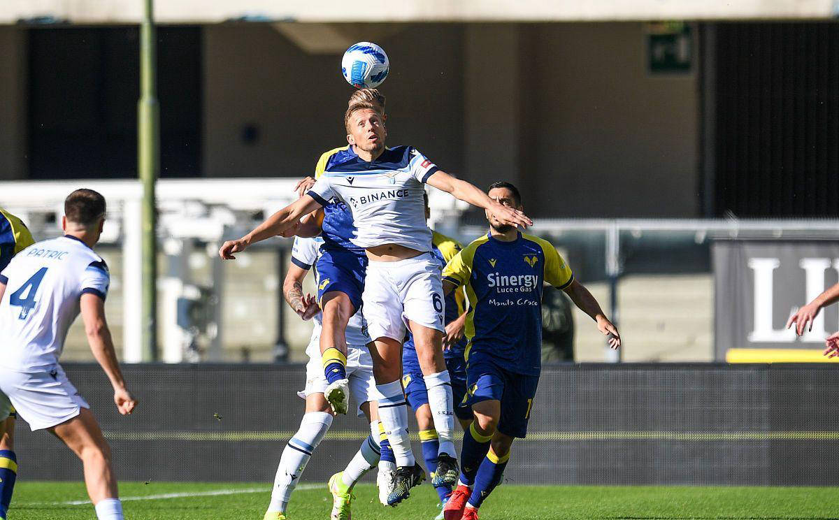 包含拉齐奥客场不敌低迷球队，遭遇近期第二败的词条